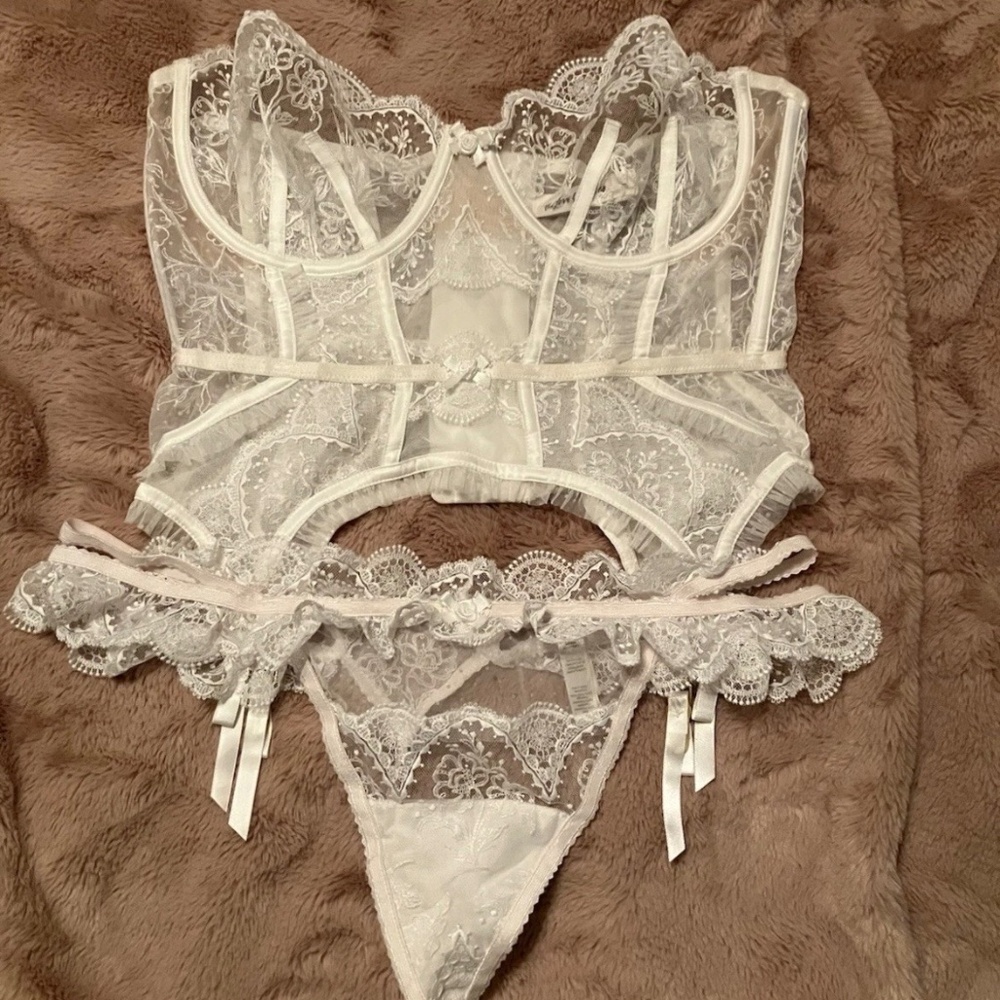 For Love and Lemons FOREVER Lace Corset AND Thong Bridal Ensemble -Large-NWOT